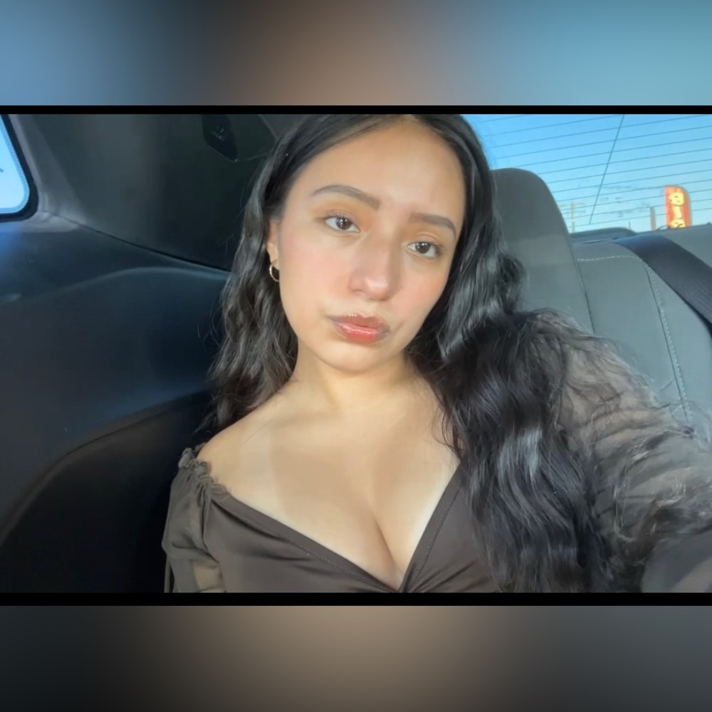 Meet Your Posher - Maria